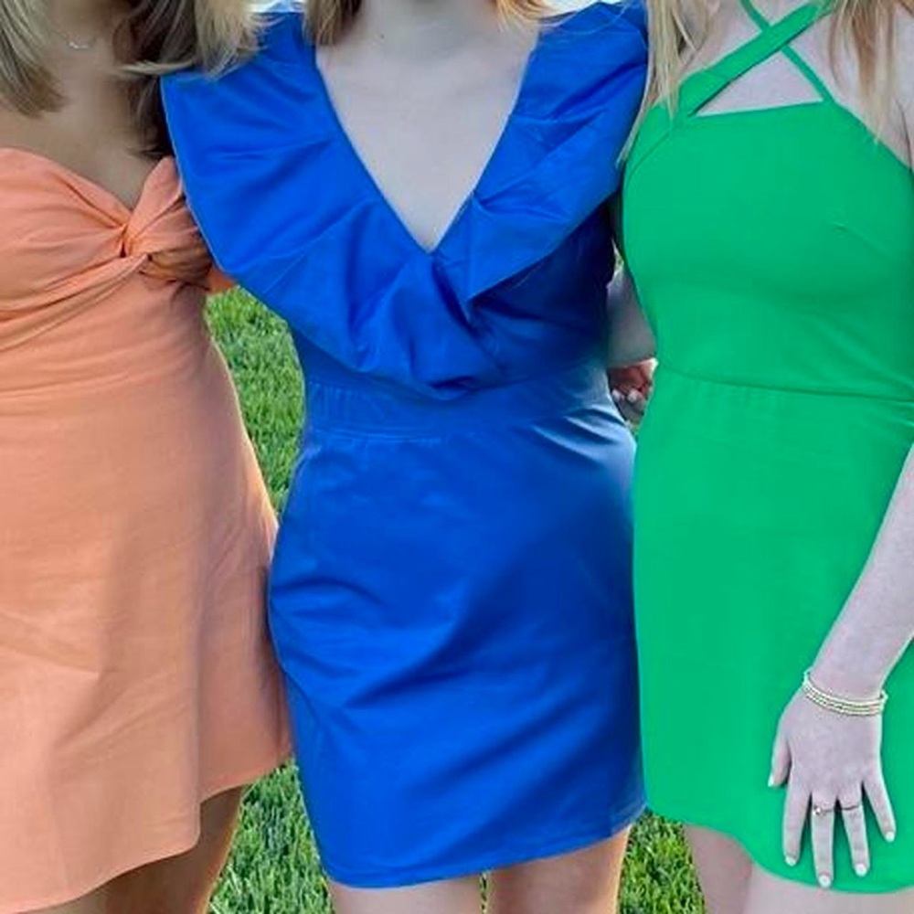 Elegant Blue Ruffled Women's Dress